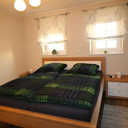 Ferienwohnung Am Pfaffenderbach Ralingen Exteriör bild